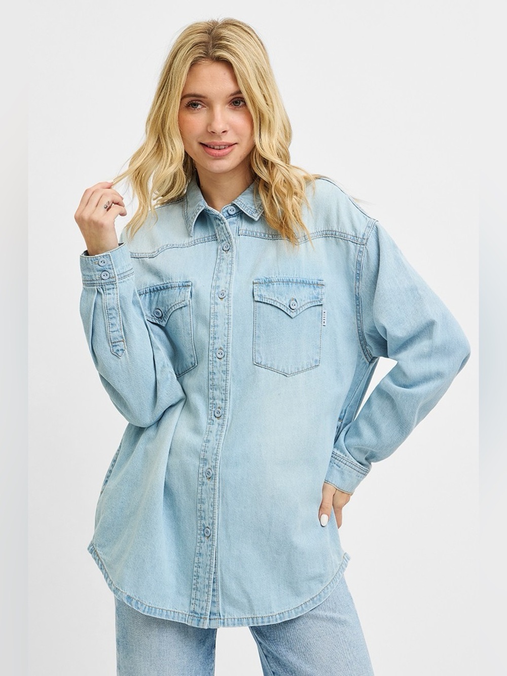 RISEN Western Yoke Style Relaxed Fit Denim Shirt with Pockets - Picture 5 of 7